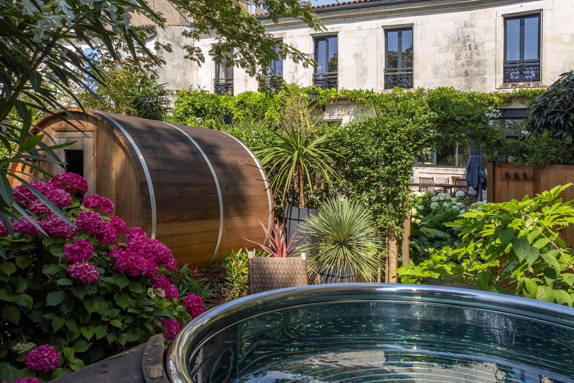 Escale Rochelaise B&B, Spa Bain Nordique Et Sauna Tonneau La Rochelle  Buitenkant foto